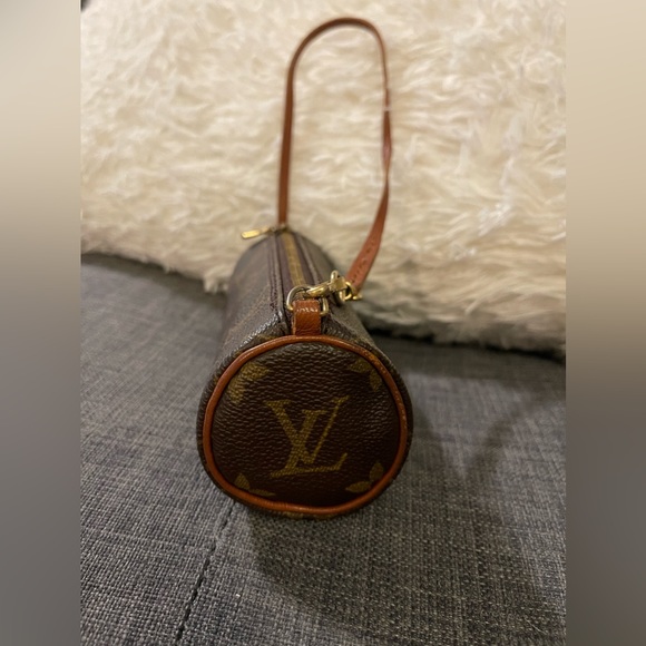 Authentic Vintage LOUIS VUITTON Monogram Papillon Pochette - Picture 4 of 8